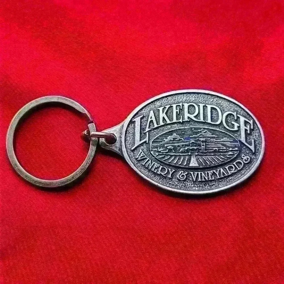Keychain - Picture 1 of 4